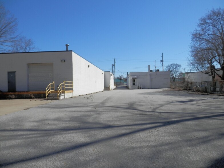 More Photos Of 1330 Mentor Ave, Painesville Storefront Retail Office For Lease