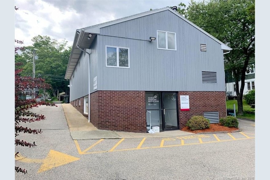 More Photos Of 270 Montauk Ave, New London Office For Sale