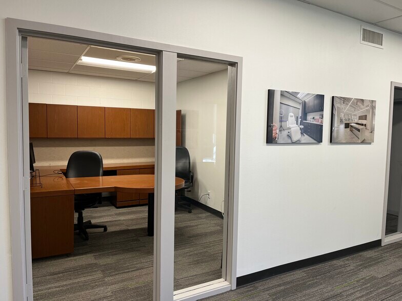 More Photos Of 8020 Westglen Dr, Houston Office For Lease