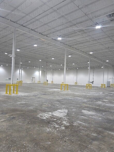 More Photos Of 3443 NW 107th St, Miami Warehouse For Lease