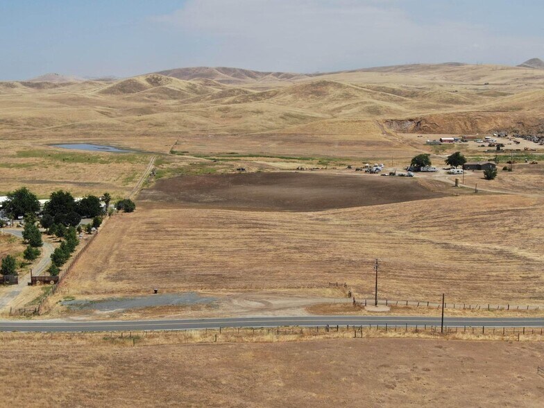 More Photos Of 28702 Avenue 56, Ducor Land For Sale