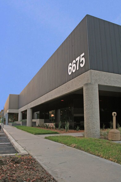 More Photos Of 6675 Mesa Ridge Rd, San Diego Office For Lease