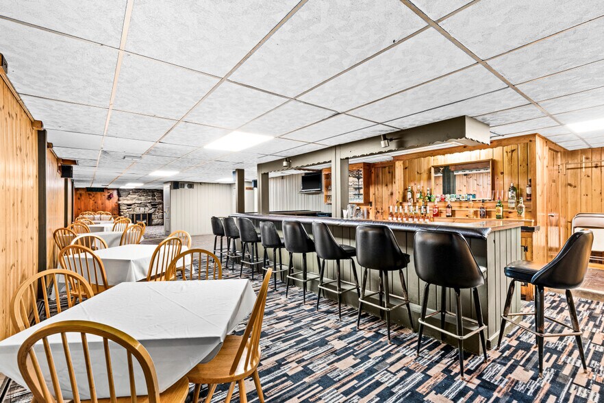 More Photos Of 8355 Highway 2, Iron River Restaurant For Sale
