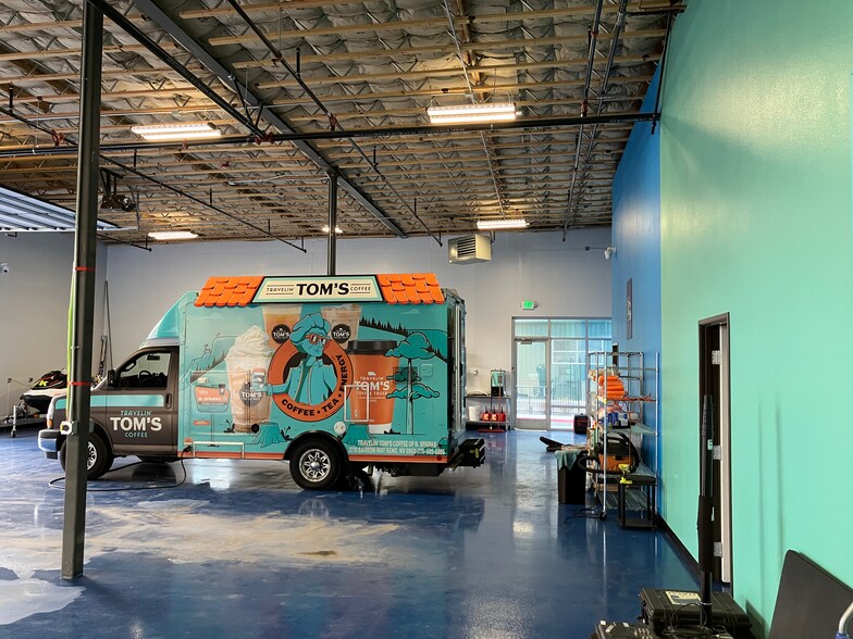 More Photos Of 3770 Barron Way, Reno Warehouse For Lease
