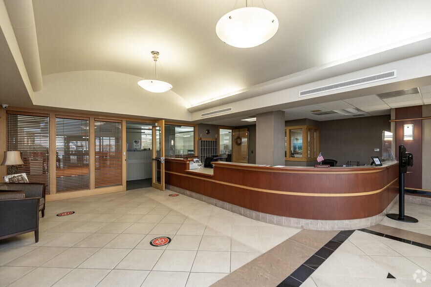 More Photos Of 707 E Front Ave, Bismarck Office For Sale