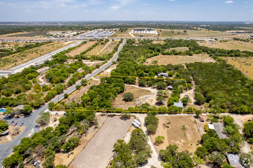 More Photos Of 18711 Interstate 35 N, Schertz Land For Sale