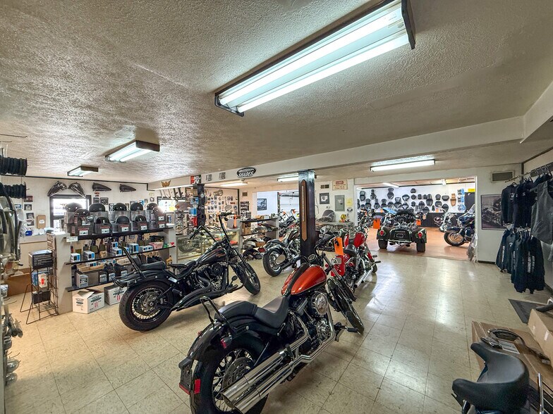 More Photos Of 13080 US 422, Kittanning Storefront Retail Residential For Sale