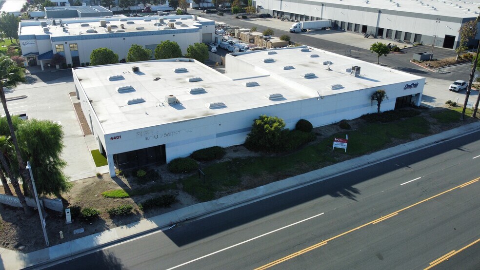 More Photos Of 4401 Etiwanda Ave, Jurupa Valley Warehouse For Sale