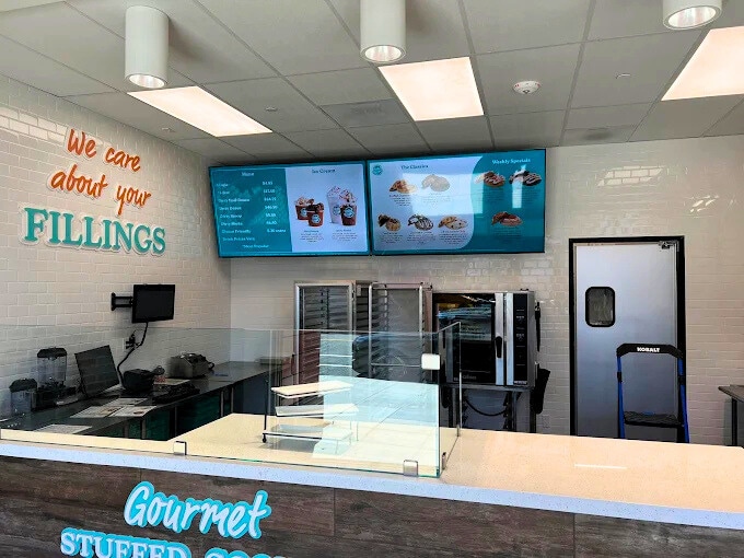 More Photos Of 24471 Del Prado, Dana Point Restaurant For Lease