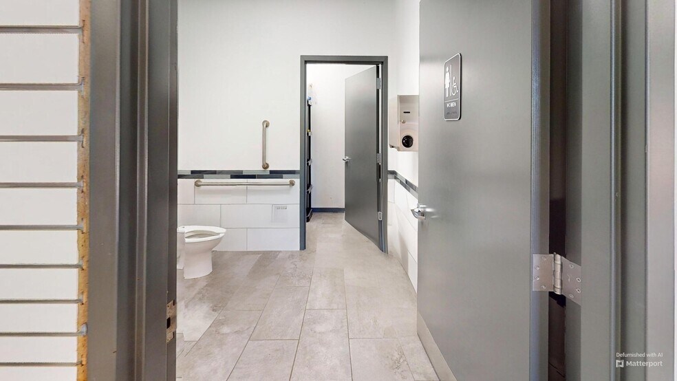 More Photos Of 10501 Monroe Rd, Matthews Storefront For Sale