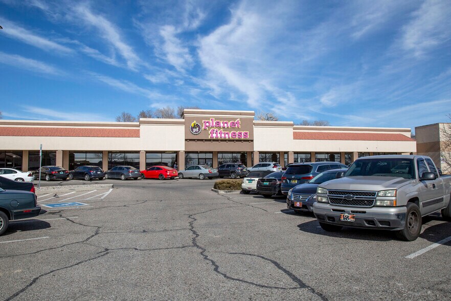 More Photos Of 6211 4th St NW, Albuquerque Unknown For Lease