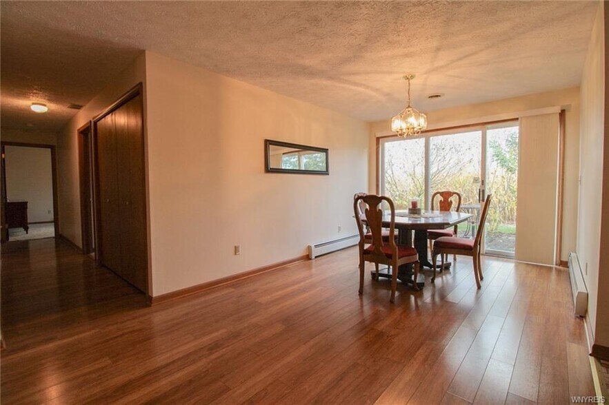 More Photos Of 16789 Kenmore Rd, Kendall Office For Sale