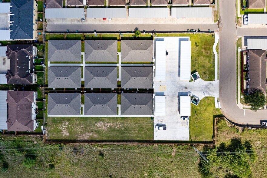 More Photos Of 1601 Hyatt Ave, Pharr Multifamily For Sale