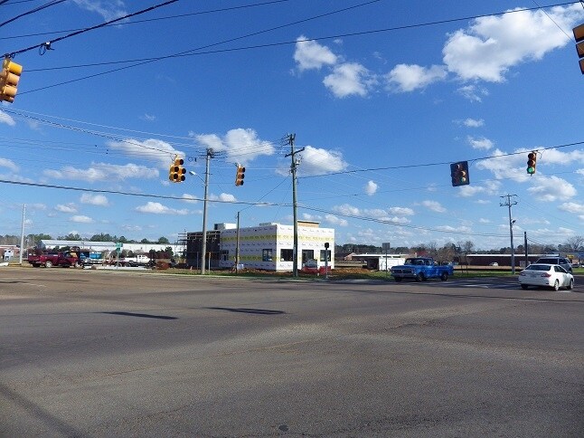 More Photos Of Louisville, Lynn Lane & Academy Rd, Starkville Land For Sale