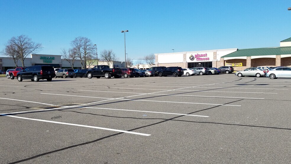 More Photos Of 1205 Fordham Dr, Virginia Beach Unknown For Lease