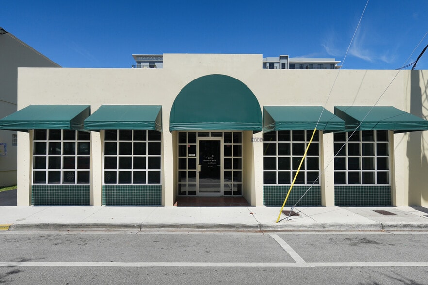 Primary Photo Of 7311 SW 59th Ct, South Miami General Retail For Lease