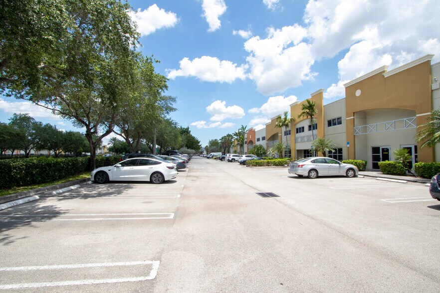 More Photos Of 1835 NW 112th Ave, Miami Warehouse For Lease