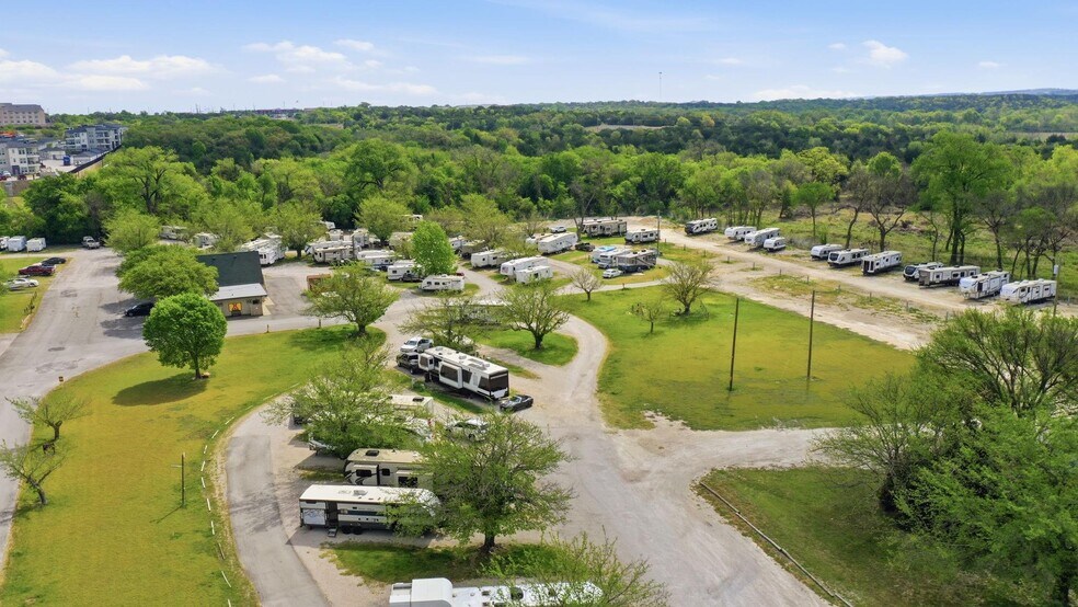 More Photos Of 2205 Tin Top Rd, Weatherford Trailer Camper Park For Sale