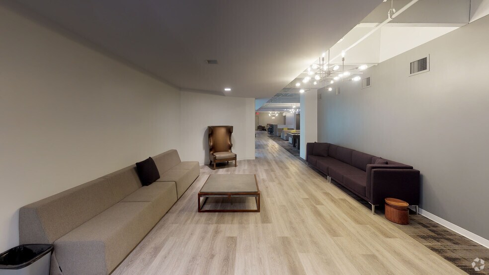Primary Photo Of 1819 Main St, Sarasota Office Residential For Lease