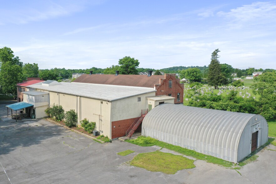 More Photos Of 144 Runnymeade rd, Bunker Hill Specialty For Sale