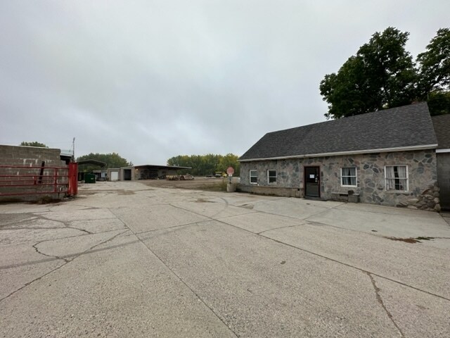 More Photos Of 311 Highway 7 E, Hutchinson Land For Sale