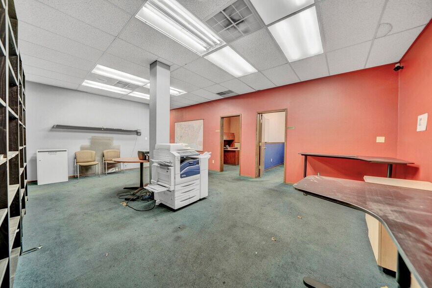 More Photos Of 333 E Channel St, Stockton Loft Creative Space For Sale