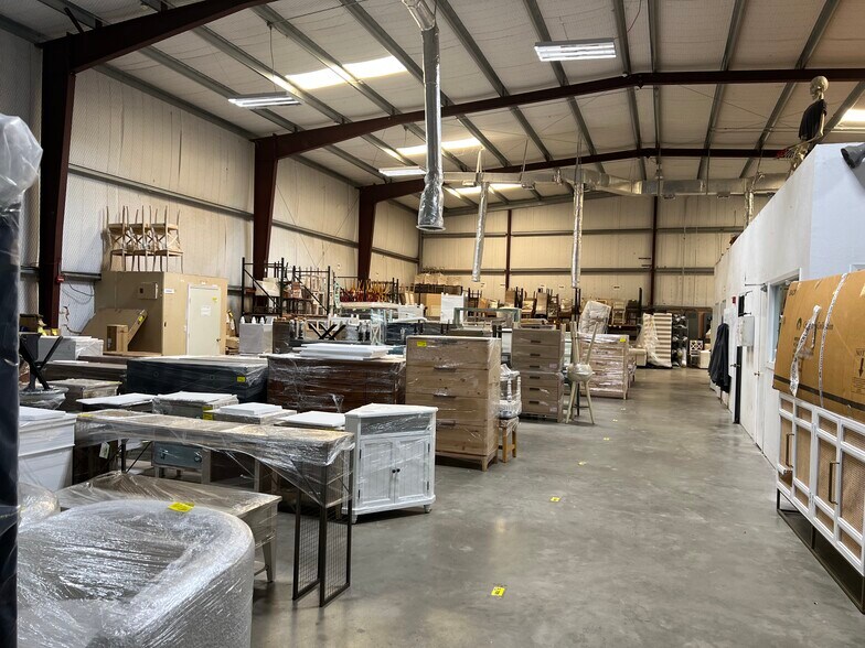 More Photos Of 333 Anchor St, Corpus Christi Industrial For Sale