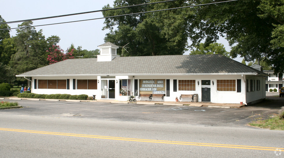 Primary Photo Of 11865 Rolfe Hwy, Surry Restaurant For Sale