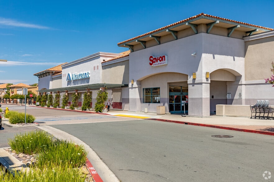 More Photos Of 2879-2991 Jamacha Rd, El Cajon Unknown For Lease