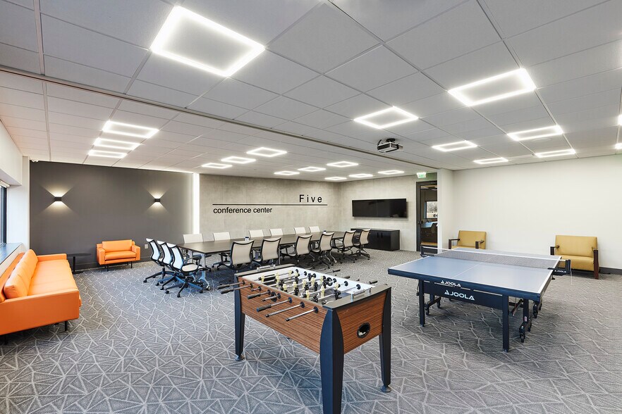 More Photos Of 5 Vaughn Dr, Princeton Office For Sale