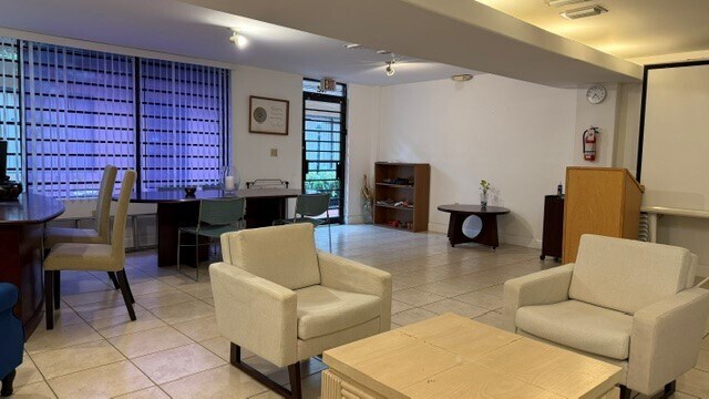 More Photos Of 1651 W 37th St, Hialeah Warehouse For Sale