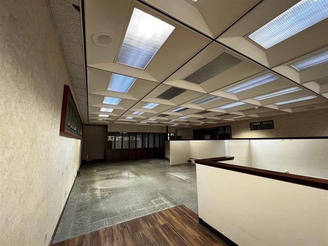 More Photos Of 805 Park Ave, Beaver Dam Industrial For Lease