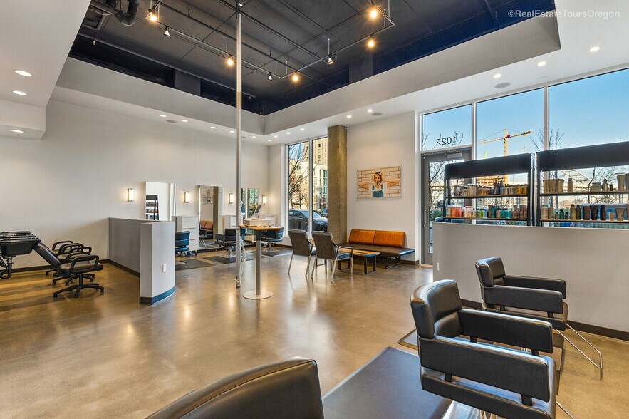 Primary Photo Of 1022 NW Overton St, Portland Apartments For Sale