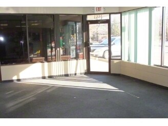 More Photos Of 1531-1553 S Wayne Rd, Westland Storefront For Sale