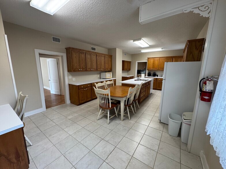 More Photos Of 436 S Fannin Ave, Tyler Office Residential For Sale