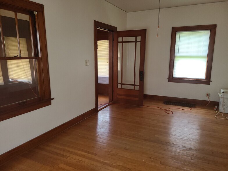 More Photos Of 3121 Chicago Rd, Steger Apartments For Sale