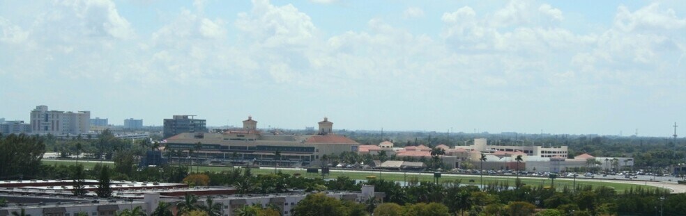 More Photos Of 1920 E Hallandale Beach Blvd, Hallandale Beach Medical For Lease