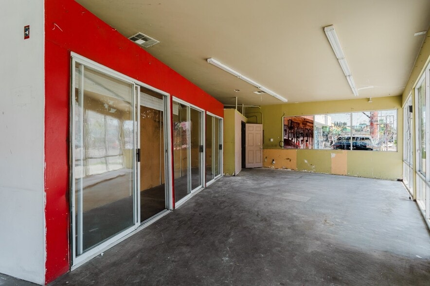 More Photos Of 3615 W Beverly Blvd, Los Angeles Freestanding For Lease