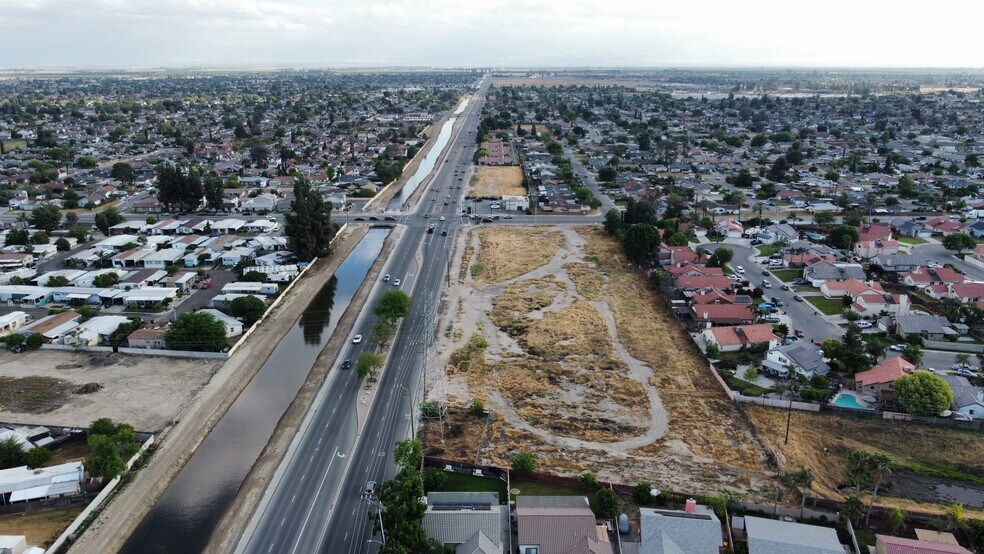 More Photos Of South H St, Bakersfield Land For Sale