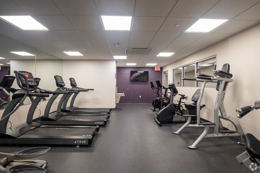 More Photos Of 178-02 Hillside Ave, Jamaica Multifamily For Sale