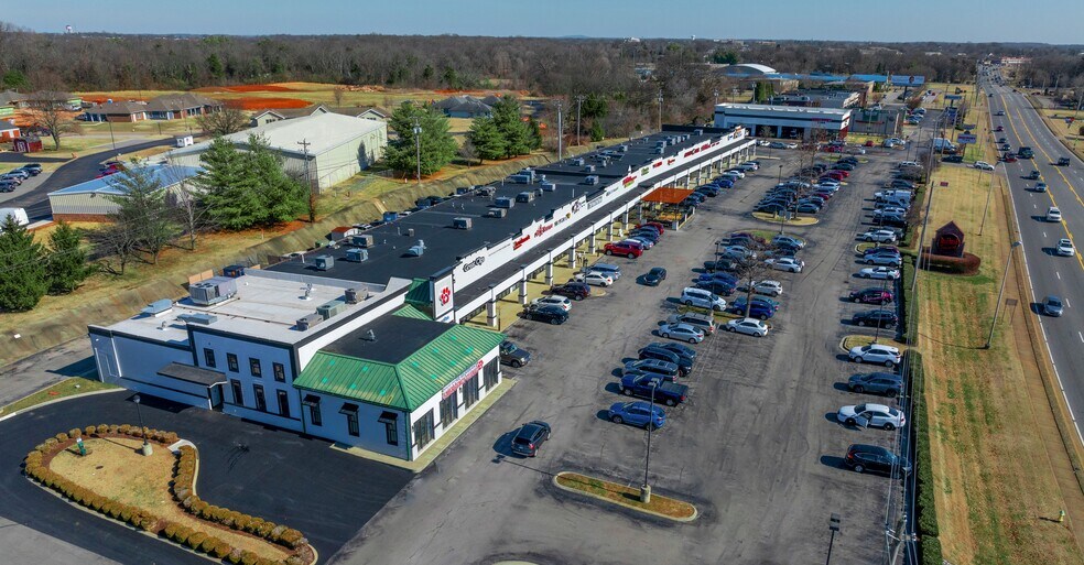 More Photos Of 760 Campbell Ln, Bowling Green General Retail For Sale