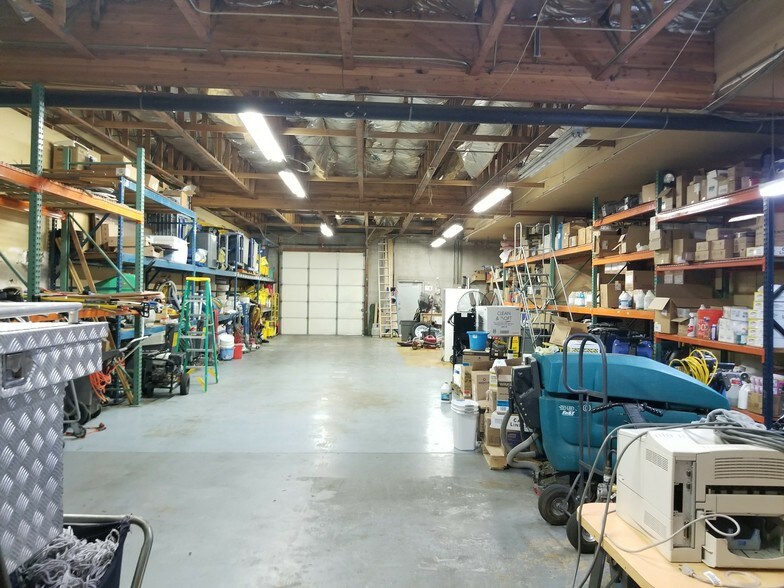 More Photos Of 3007-3023 S West Temple, Salt Lake City Light Manufacturing For Sale