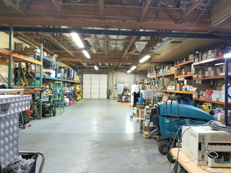 More Photos Of 3007-3023 S West Temple, Salt Lake City Light Manufacturing For Lease