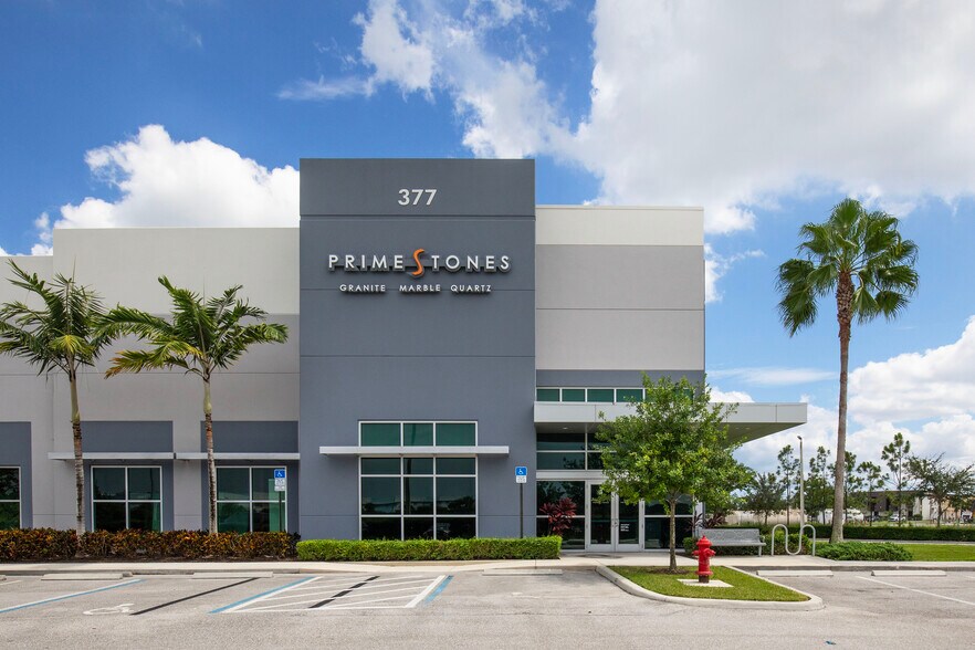 More Photos Of 401 N Cleary Rd, West Palm Beach Unknown For Lease