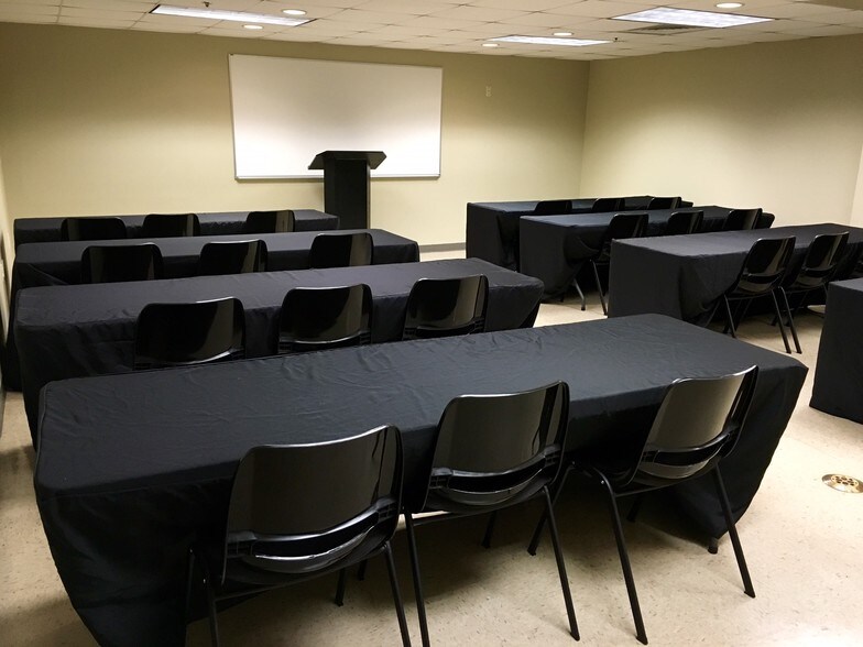 More Photos Of 1331 Union Ave, Memphis Medical For Lease