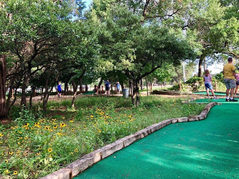 Primary Photo Of 235 Sports Park Rd, Dripping Springs Restaurant For Lease