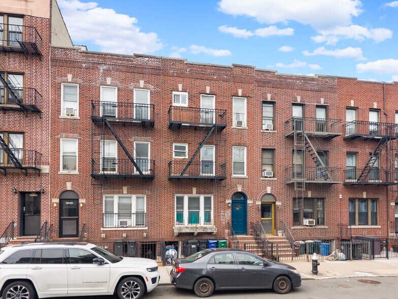 More Photos Of 3334 29th St, Astoria Apartments For Sale