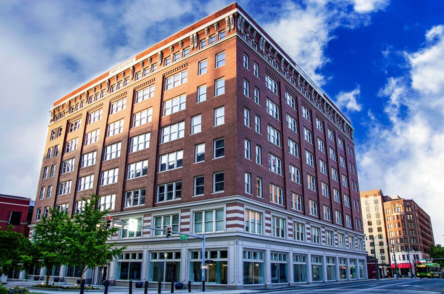 More Photos Of 50 S B.B. King Blvd, Memphis Office For Lease