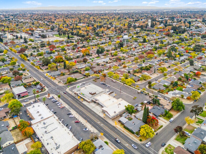 More Photos Of 4115-4155 N El Dorado St, Stockton Storefront For Sale