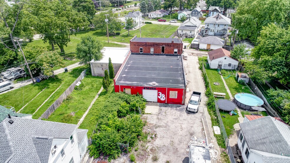 More Photos Of 38 McReynolds St, Dayton Warehouse For Sale